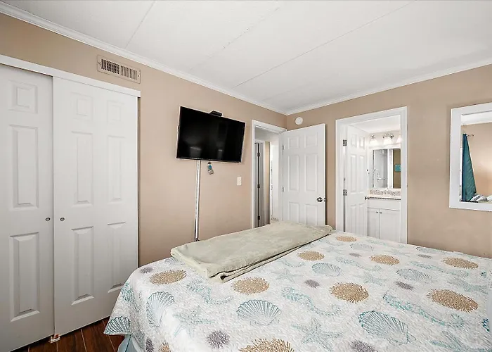 Gorgeous, Newly Renovated 2-bedroom At Sea Lodge! Ocean City