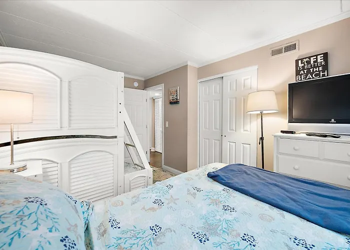 Gorgeous, Newly Renovated 2-bedroom At Sea Lodge! *