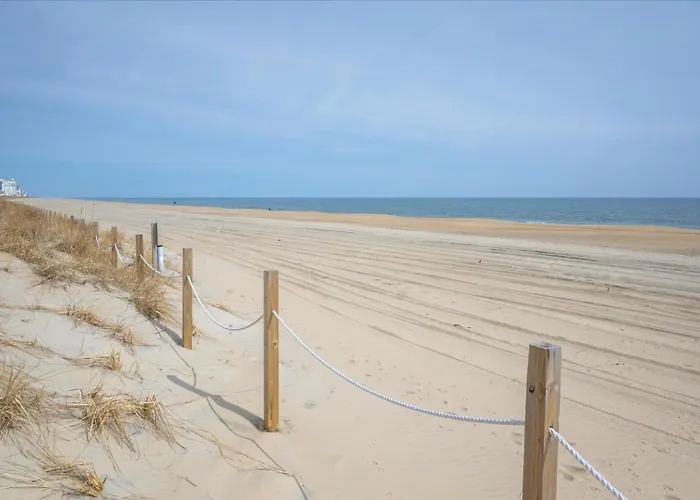 Gorgeous, Newly Renovated 2-bedroom At Sea Lodge! Ocean City